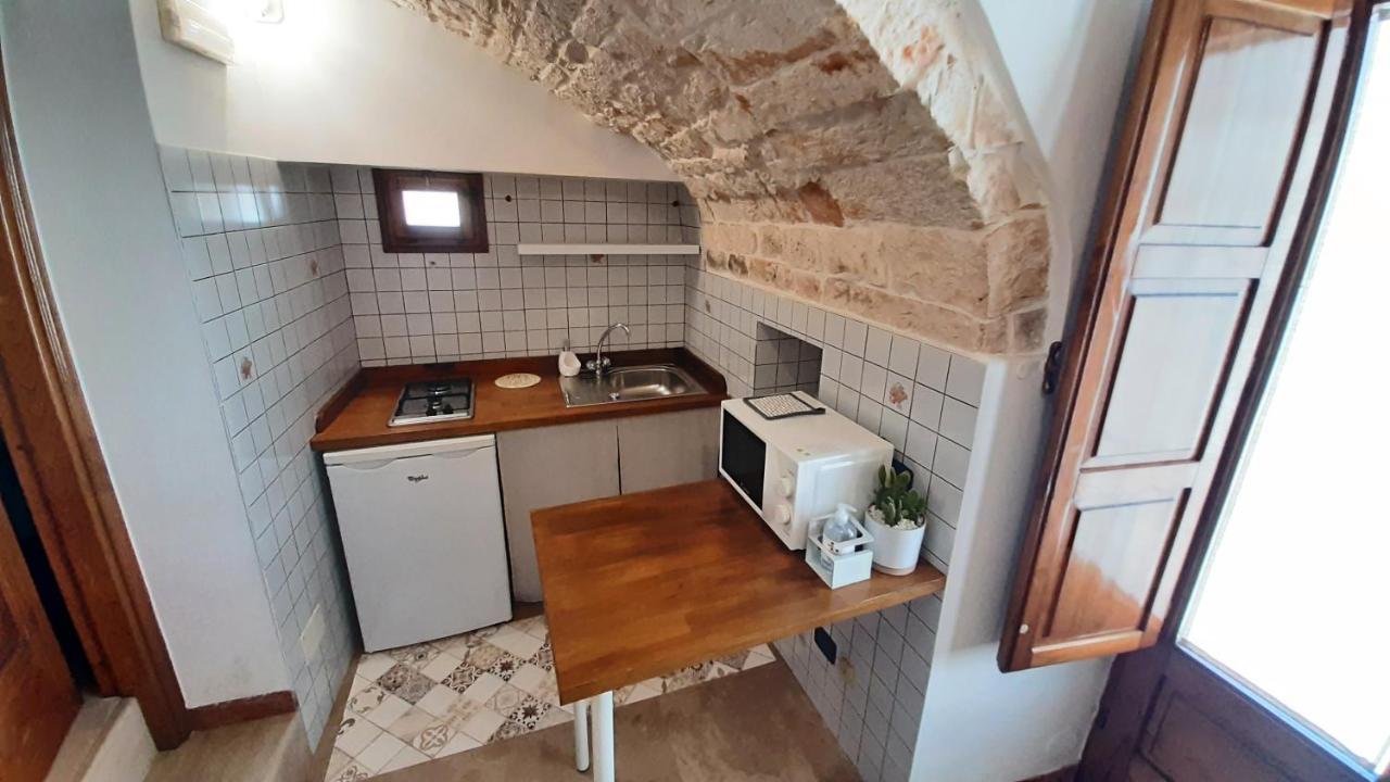 Capodigallo Holiday Trullo Monte Santo Альберобелло Экстерьер фото